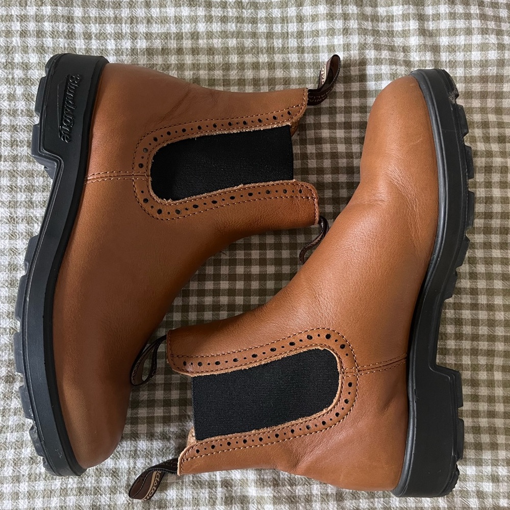 Blundstone High Top Boots - Camel